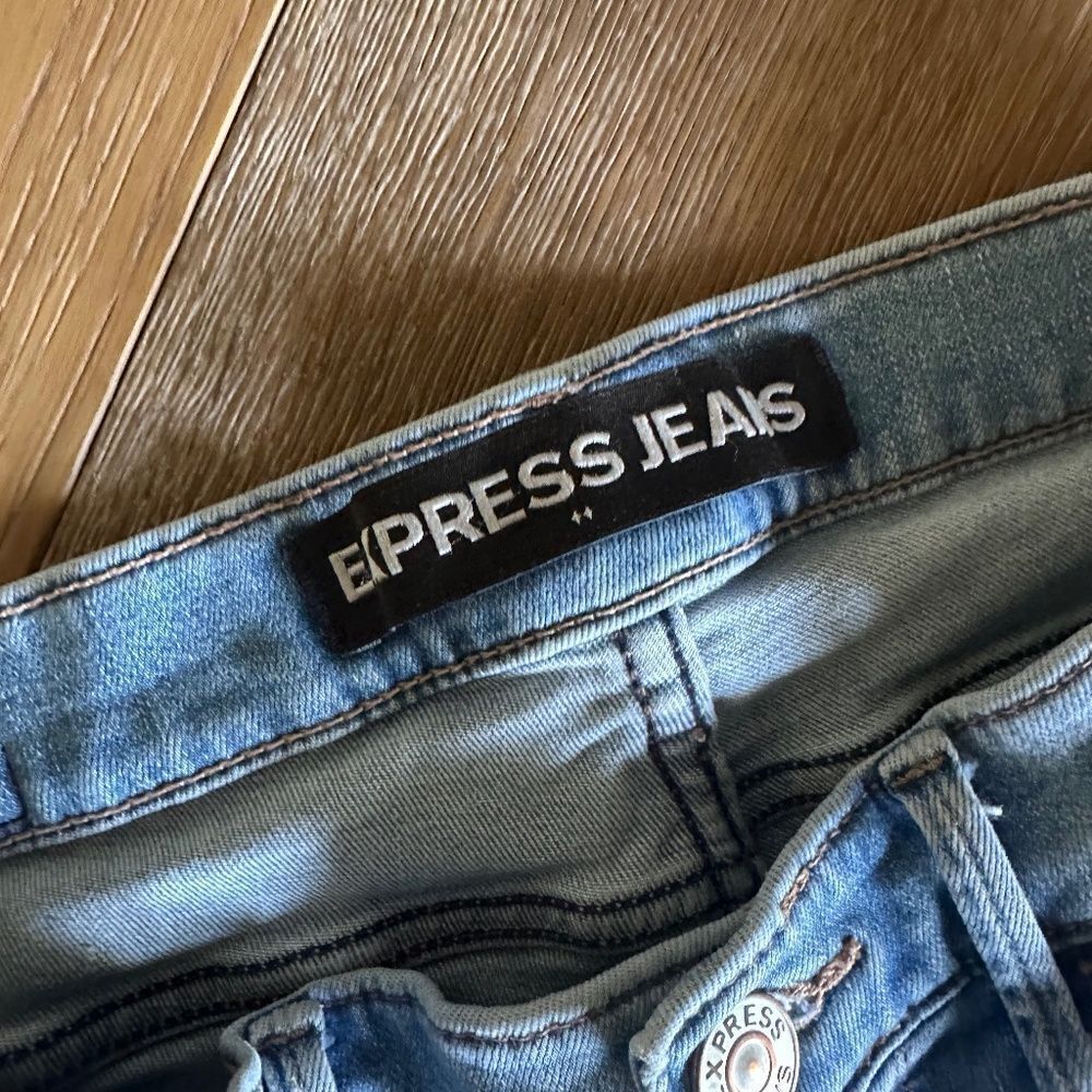 Express Ultimate Stretch Mid Rise Ankle Legging Jean Size 4 - Picture 7 of 10